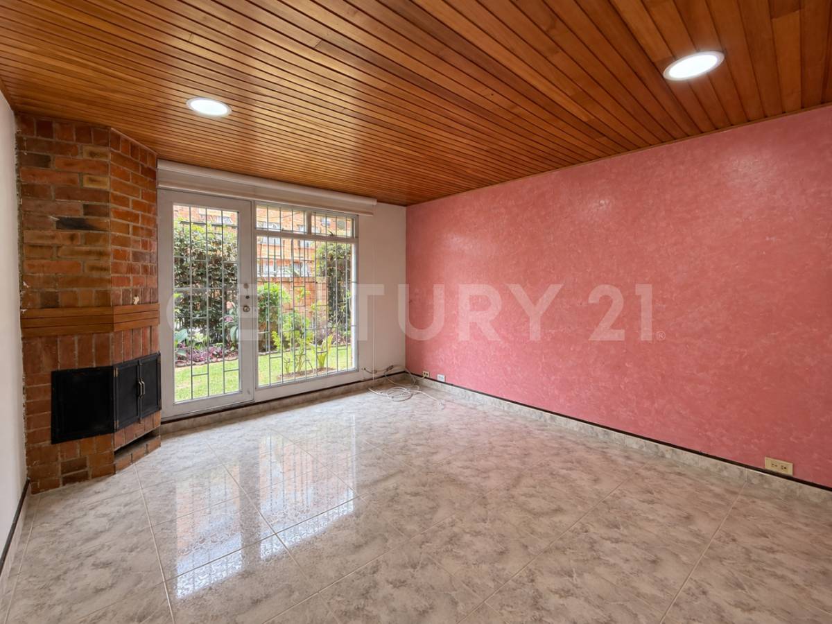 Casa en venta en Cedritos, Bogotá · foto 3 de 20