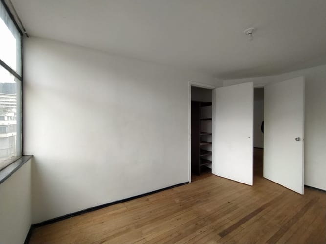 Apartamento de 1 alcoba en arriendo en La Capuchina, Bogotá, 50 m² · foto 3 de 13