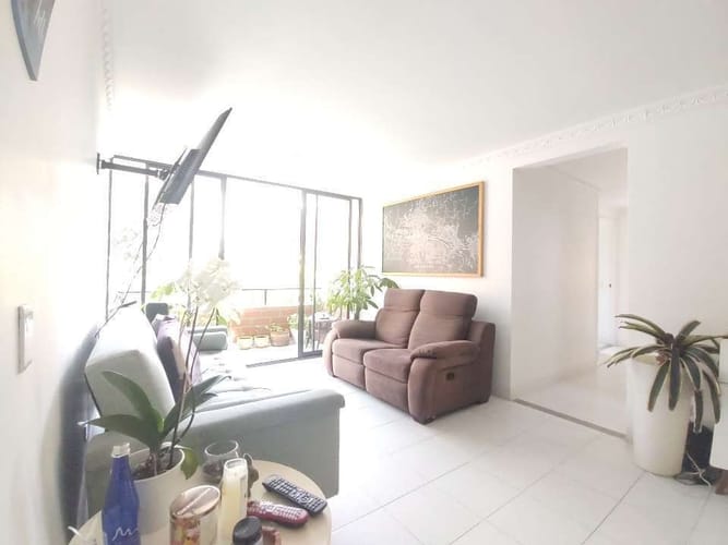 Apartamento de 3 alcobas en venta en Loma De San Julian, Medellín, 90 m² · foto 5 de 15