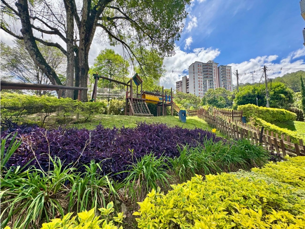 Apartamento en venta en Loma Del Indio, Medellín · foto 14 de 15