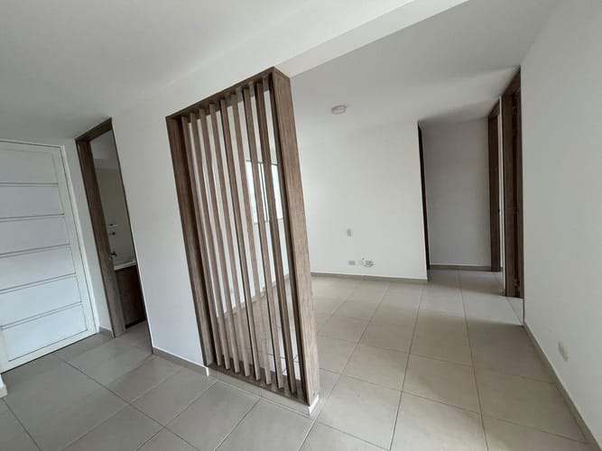 Apartamento de 2 alcobas en venta en Guabinas, Yumbo, 60 m² · foto 3 de 9