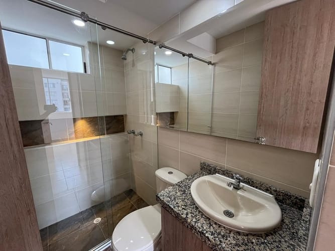 Apartamento de 2 alcobas en venta en Guabinas, Yumbo, 60 m² · foto 5 de 9