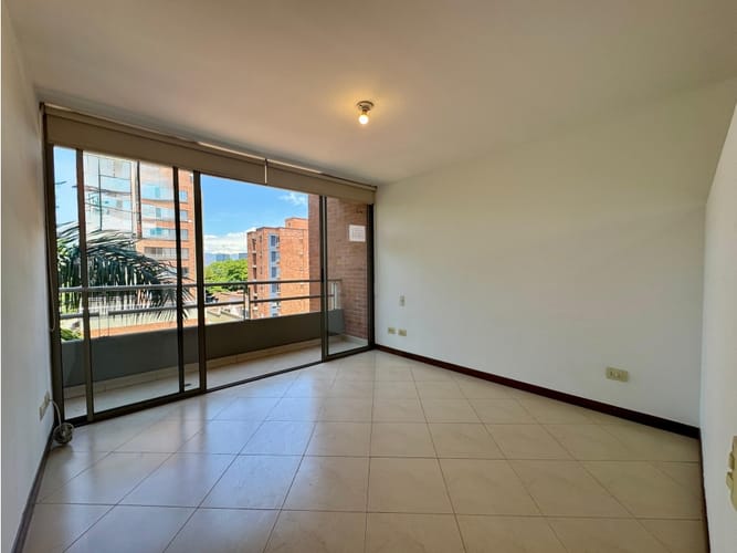 Apartaestudio en venta en Patio Bonito, Medellín, 62 m² · foto 4 de 14