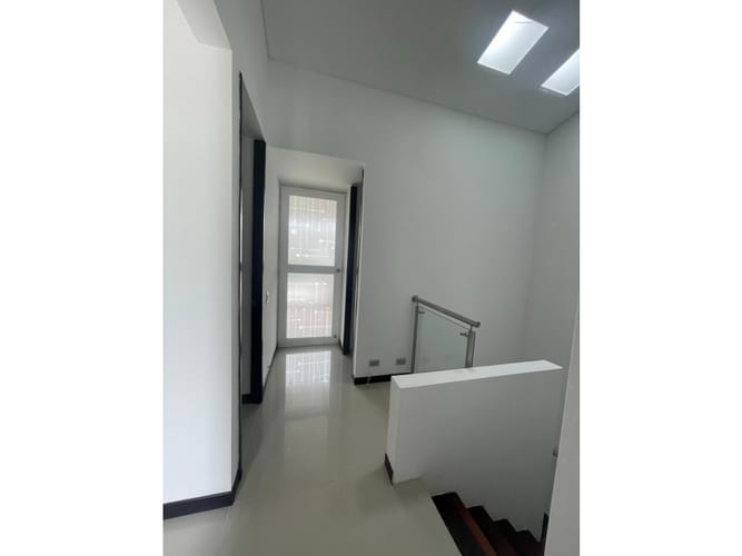 Casa de 3 alcobas en venta en El Castillo, Jamundí, 190 m² · foto 7 de 19