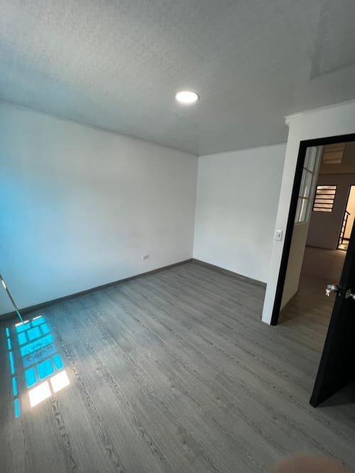 Apartamento de 2 alcobas en arriendo en Remanso Sur, Bogotá, 50 m² · foto 9 de 11