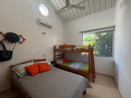 Casa de 3 alcobas en venta en Ricaurte, Ricaurte, 360 m² · foto 14 de 24