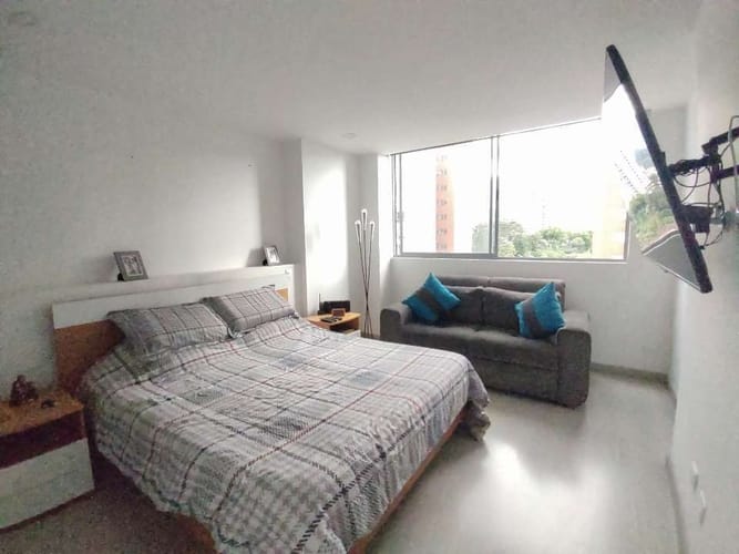 Apartamento de 3 alcobas en venta en La Inmaculada, Envigado, 101 m² · foto 6 de 15