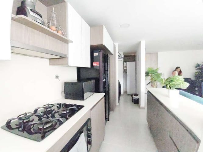 Apartamento de 3 alcobas en venta en La Inmaculada, Envigado, 101 m² · foto 9 de 15