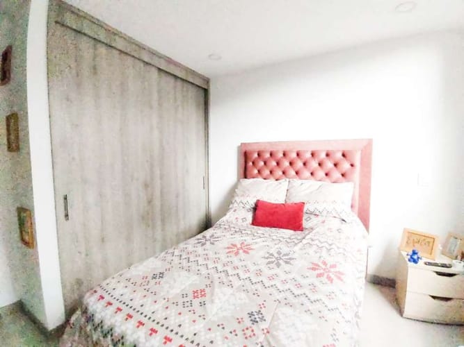 Apartamento de 3 alcobas en venta en La Inmaculada, Envigado, 101 m² · foto 14 de 15