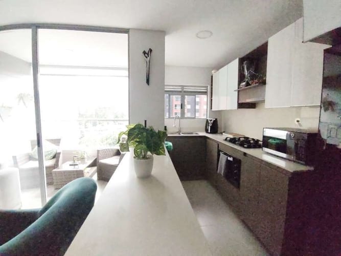Apartamento de 3 alcobas en venta en La Inmaculada, Envigado, 101 m² · foto 11 de 15