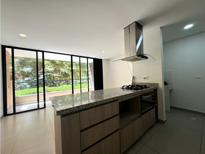 Apartamento de 3 alcobas en venta en El Retiro, 77 m² · foto 2 de 10