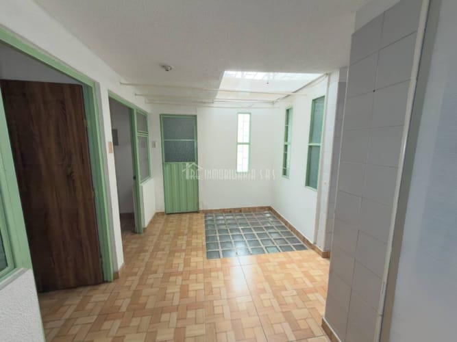 Apartamento de 2 alcobas en arriendo en Jazmin, Bogotá, 49 m² · foto 3 de 17