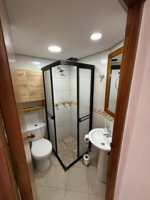 Casa de 5 alcobas en venta en Escobero, Envigado, 240 m² · foto 10 de 15
