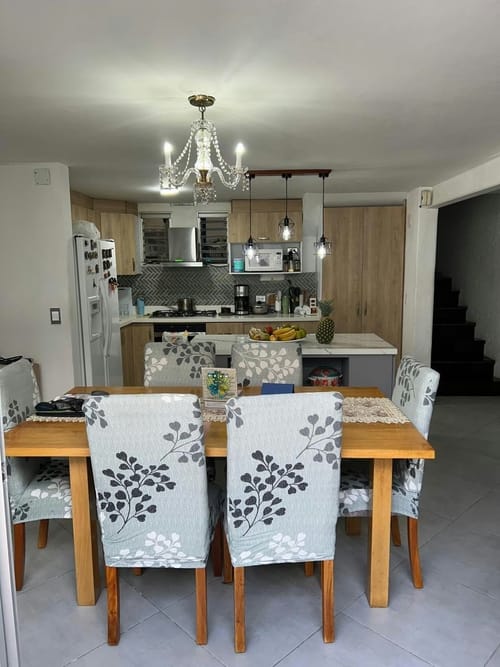 Casa de 5 alcobas en venta en Escobero, Envigado, 240 m² · foto 3 de 15
