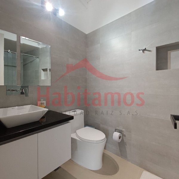 Casa en arriendo en Calasanz, Medellín · foto 16 de 23