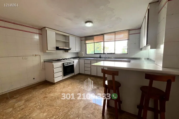 Apartamento de 4 alcobas en venta en Santa Maria De Los Angeles, Medellín, 200 m² · foto 5 de 24