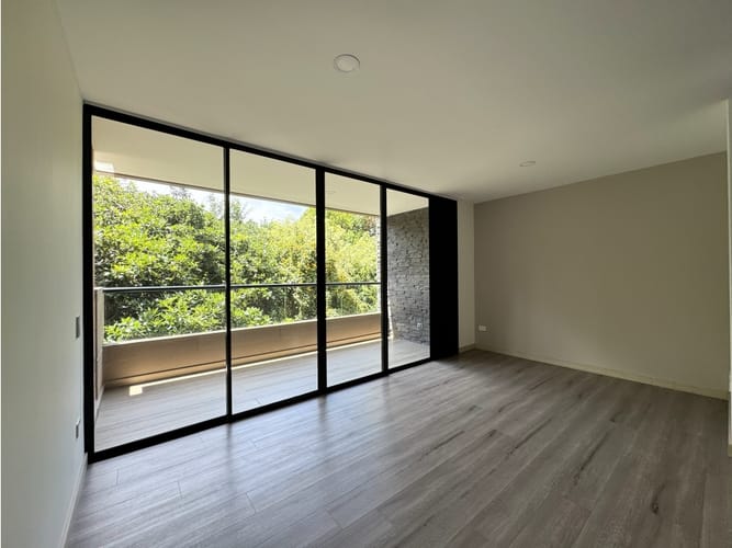 Apartamento de 2 alcobas en venta en Santa Elena, El Retiro, 68 m² · foto 2 de 24