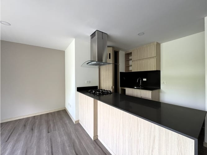 Apartamento de 2 alcobas en venta en Santa Elena, El Retiro, 68 m² · foto 9 de 24