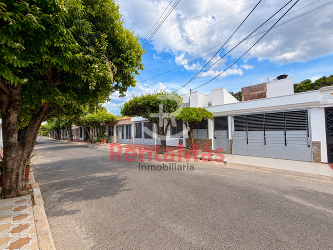 Casa de 3 alcobas en venta en Prados Del Este, Cúcuta, 140 m² · foto 3 de 18
