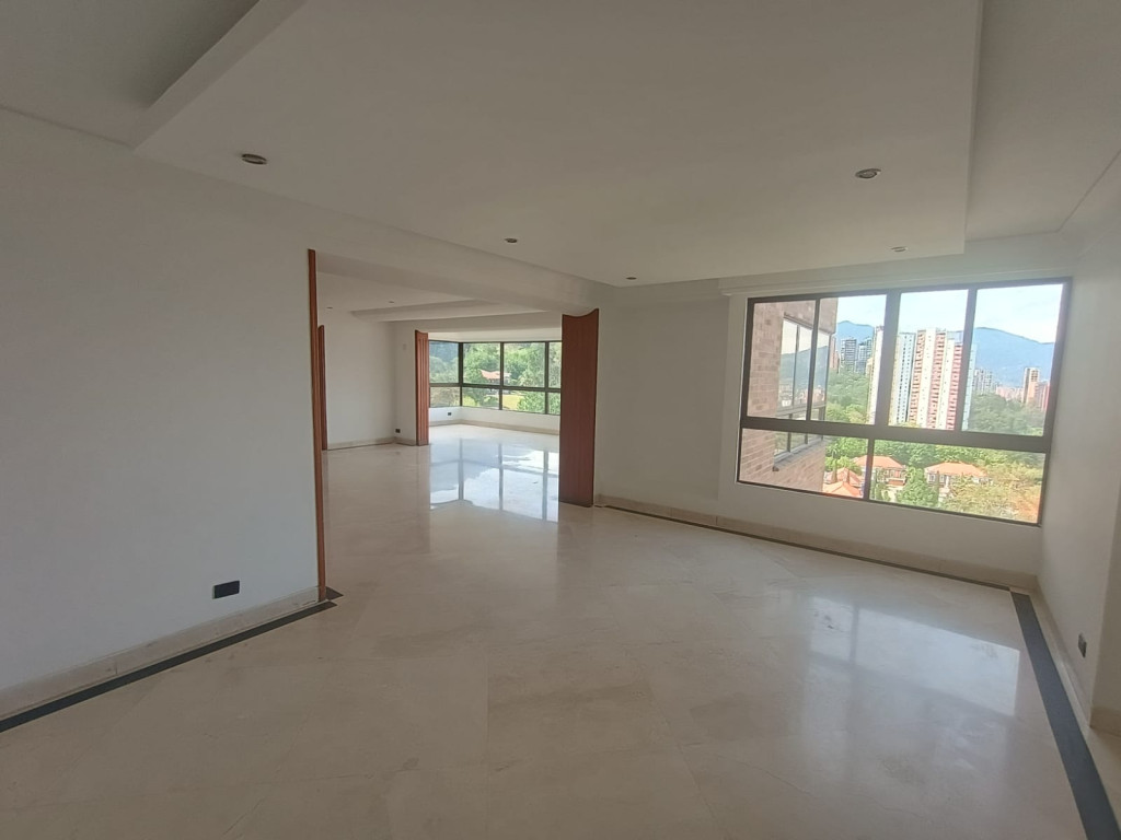 Apartamento en arriendo en El Poblado, Medellín · foto 18 de 24
