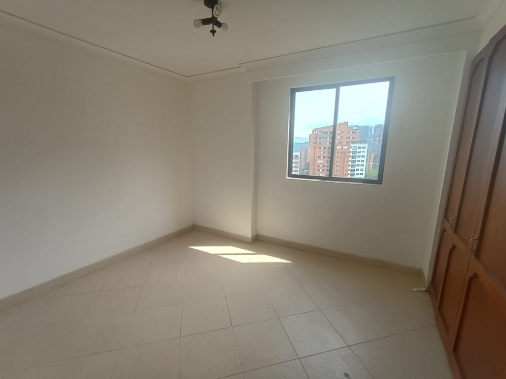 Apartamento en arriendo en El Poblado, Medellín · foto 20 de 24