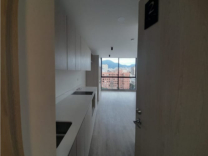 Apartaestudio en venta en Quinta Paredes, Bogotá, 24 m² · foto 3 de 12