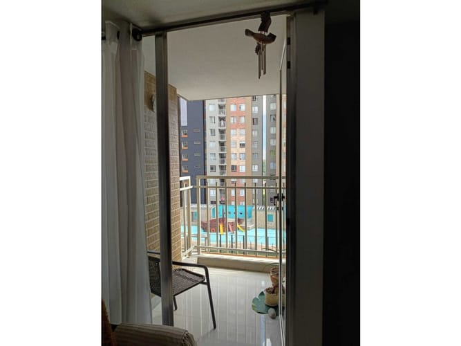 Apartamento de 3 alcobas en venta en Bellavista, Bello, 73 m² · foto 4 de 24