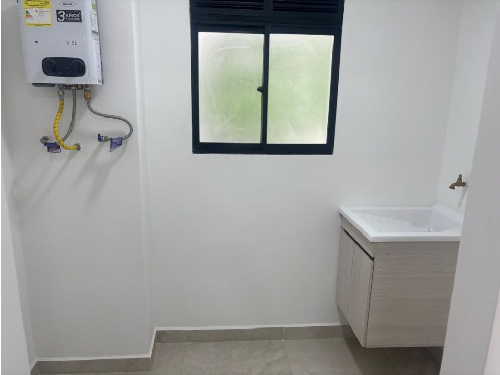 Apartamento en venta en Laureles, Medellín · foto 5 de 12