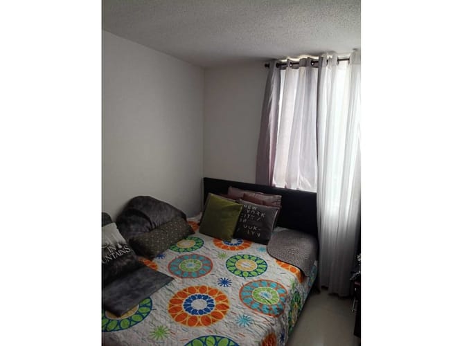 Apartamento de 3 alcobas en venta en Bellavista, Bello, 73 m² · foto 7 de 24