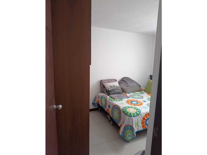 Apartamento de 3 alcobas en venta en Bellavista, Bello, 73 m² · foto 10 de 24