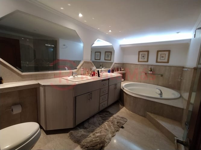 Casa de 5 alcobas en venta en Agualinda I, Los Patios, 700 m² · foto 6 de 24