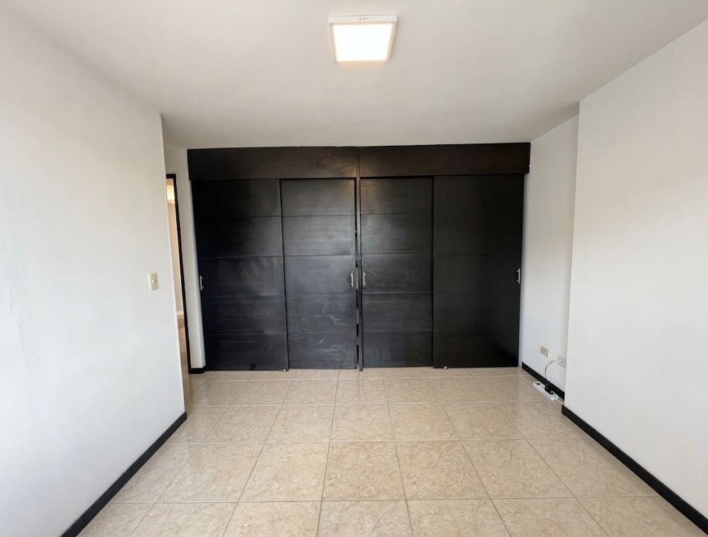 Apartamento en venta en Belén, Medellín · foto 6 de 11