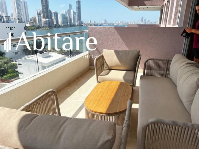 Apartamento de 2 alcobas en venta en Castillogrande, Cartagena, 124 m² · foto 2 de 14