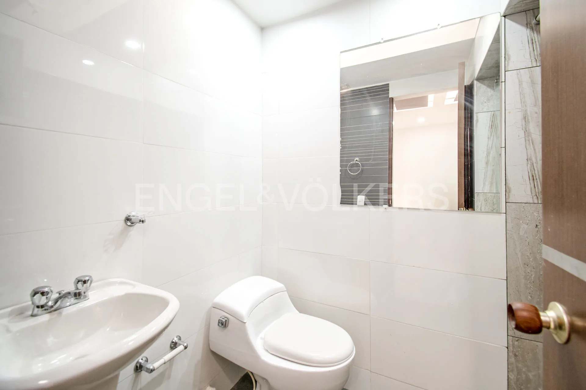 Apartamento en venta en Santa Barbara Central, Bogotá · foto 9 de 9
