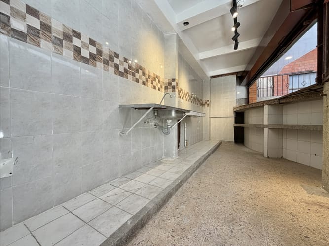 Local en venta en La Aurora, Bucaramanga, 53 m² · foto 3 de 15