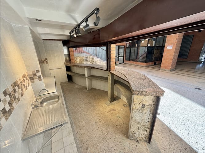 Local en venta en La Aurora, Bucaramanga, 53 m² · foto 8 de 15