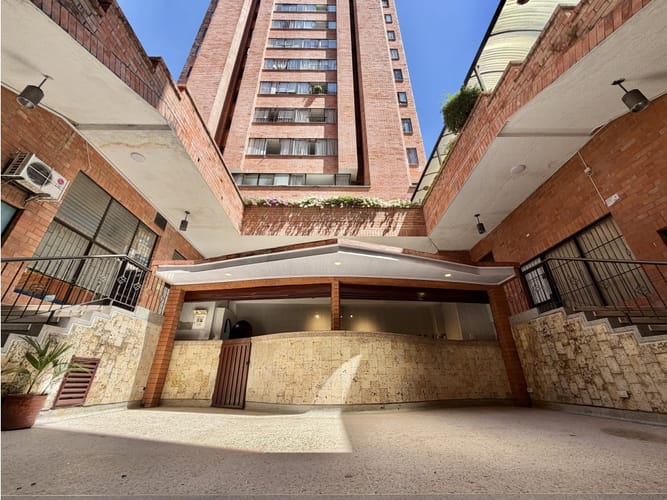 Local en venta en La Aurora, Bucaramanga, 53 m² · foto 13 de 15