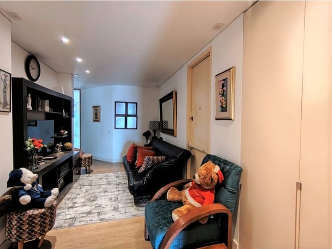 Apartamento de 3 alcobas en venta en Chico Norte, Bogotá, 191 m² · foto 8 de 24