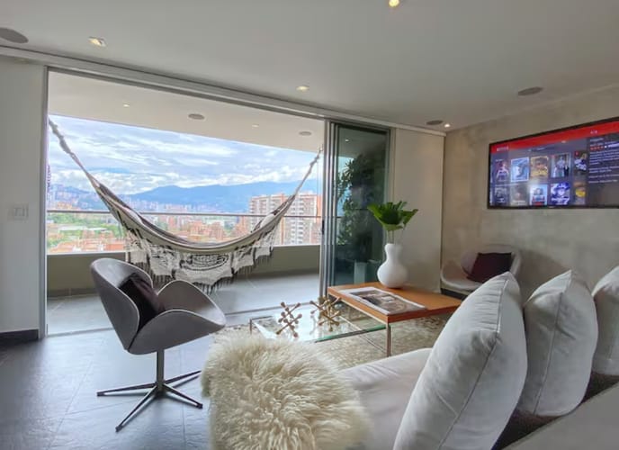 Apartamento de 2 alcobas en venta en Pontevedra, Envigado, 171 m² · foto 7 de 20