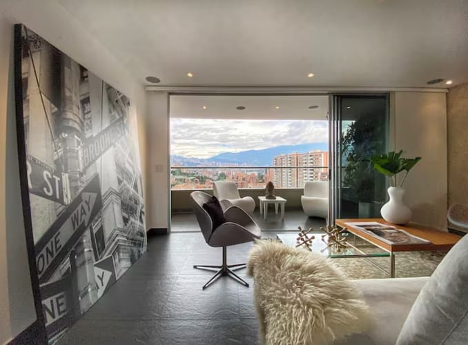 Apartamento de 2 alcobas en venta en Pontevedra, Envigado, 171 m² · foto 6 de 20