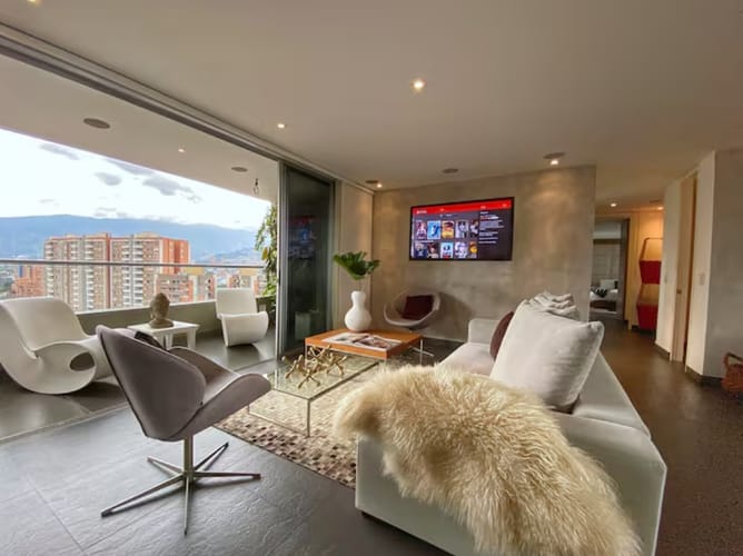 Apartamento de 2 alcobas en venta en Pontevedra, Envigado, 171 m² · foto 14 de 20