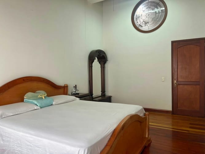 Casa de 5 alcobas en venta en Escobero, Envigado, 264 m² · foto 5 de 15
