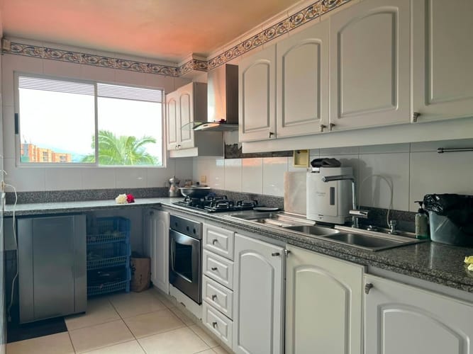 Casa de 5 alcobas en venta en Escobero, Envigado, 264 m² · foto 7 de 15