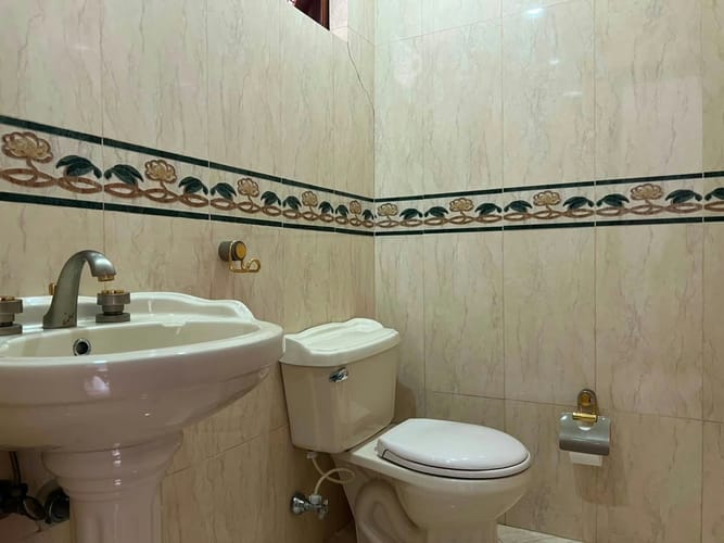 Casa de 5 alcobas en venta en Escobero, Envigado, 264 m² · foto 10 de 15