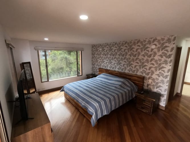 Apartamento de 4 alcobas en venta en El Poblado, Medellín, 220 m² · foto 23 de 24