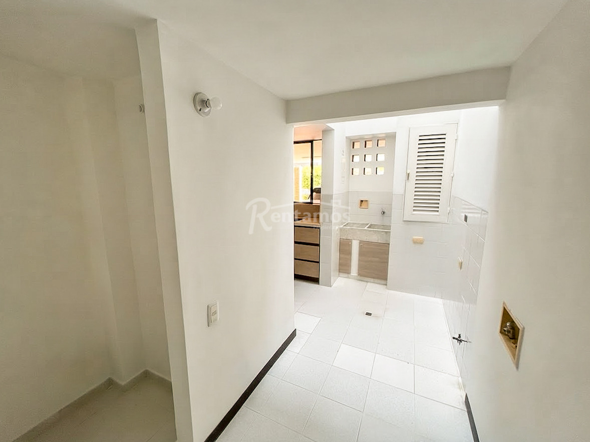 4BR House in Loma de las brujas (210 m²) - 4