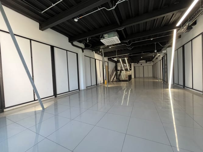 Local en arriendo en El Guabal, Cali, 486 m² · foto 14 de 15
