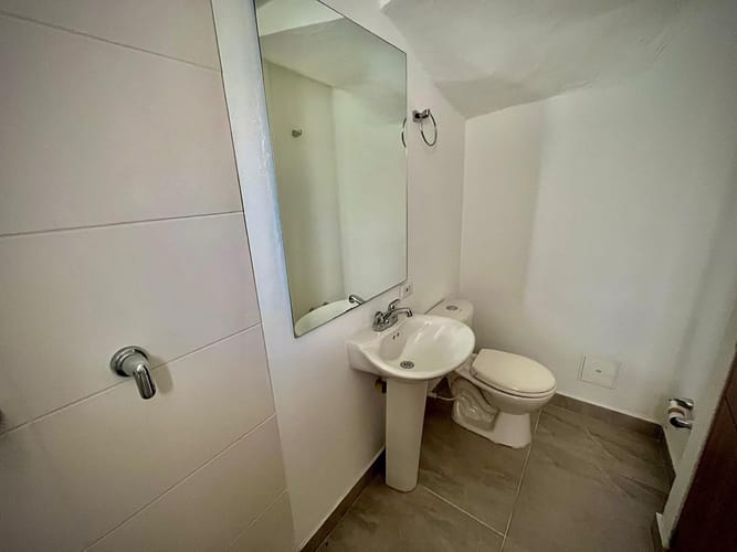 Casa de 2 alcobas en venta en Las Palmas, Ricaurte, 54 m² · foto 9 de 18