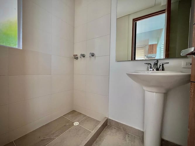 Casa de 2 alcobas en venta en Las Palmas, Ricaurte, 54 m² · foto 3 de 18