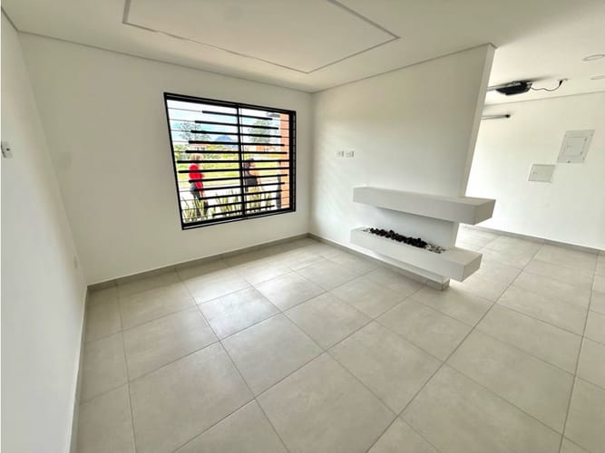 Casa en venta en La Ceja, 174 m² · foto 4 de 19